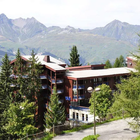Calme, Renove, Balcon, Pres Commerces Et Ski, 7-8 Pers, Parking Inclus. Wifi Gratuit. - Fr-1-346-312