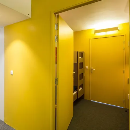 Calme, Renove, Balcon, Pres Commerces Et Ski, 7-8 Pers, Parking Inclus. Wifi Gratuit. - Fr-1-346-312 Apartment *